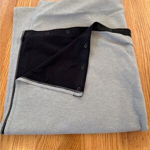 Lululemon Vinyasa Reversible Snap Infinity Scarf - Black & Gray Striped